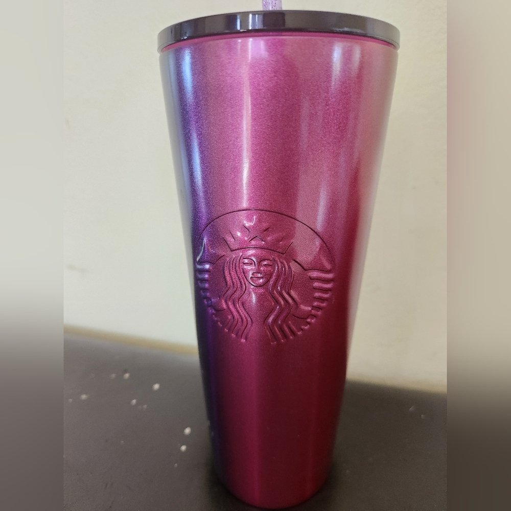 Starbuck cup
